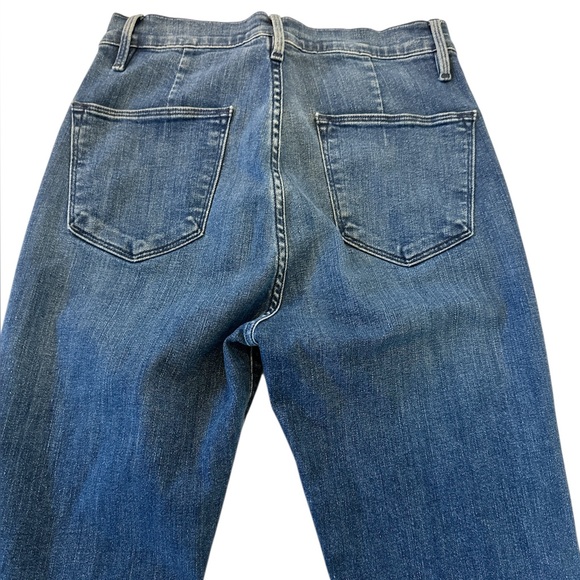 Frame Denim Le Francoise Flare Jeans in Sunnyslope - Picture 11 of 14